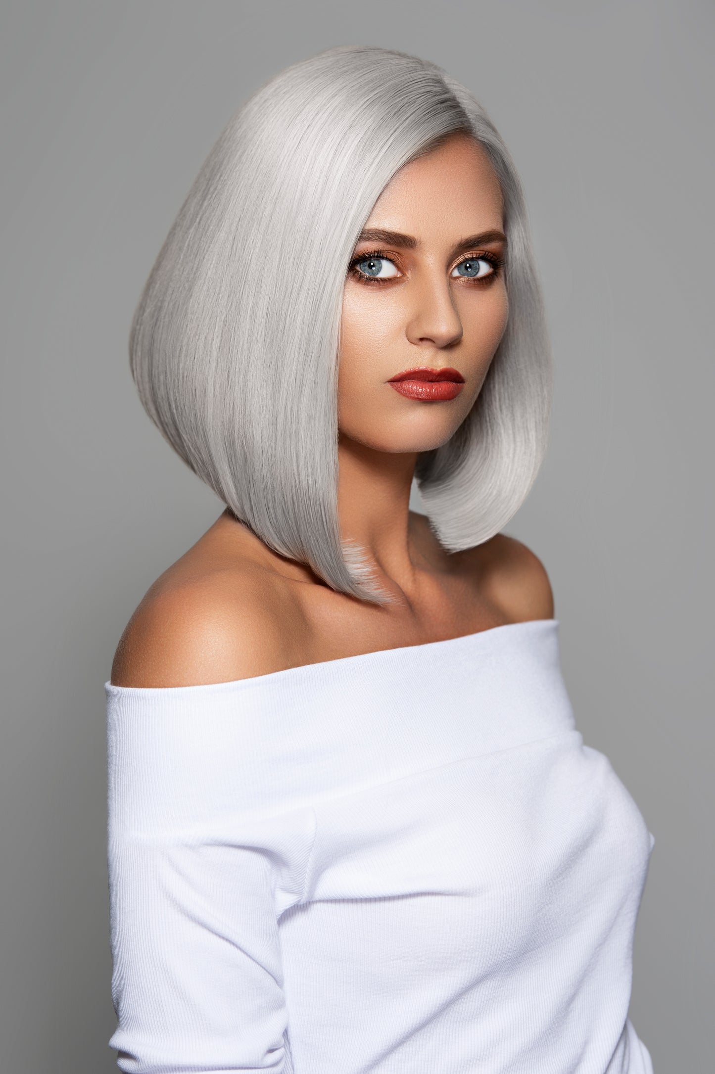 CHI IONIC COLOR ILLUMINATE SILVER BLONDE CONDITIONER 251 ML