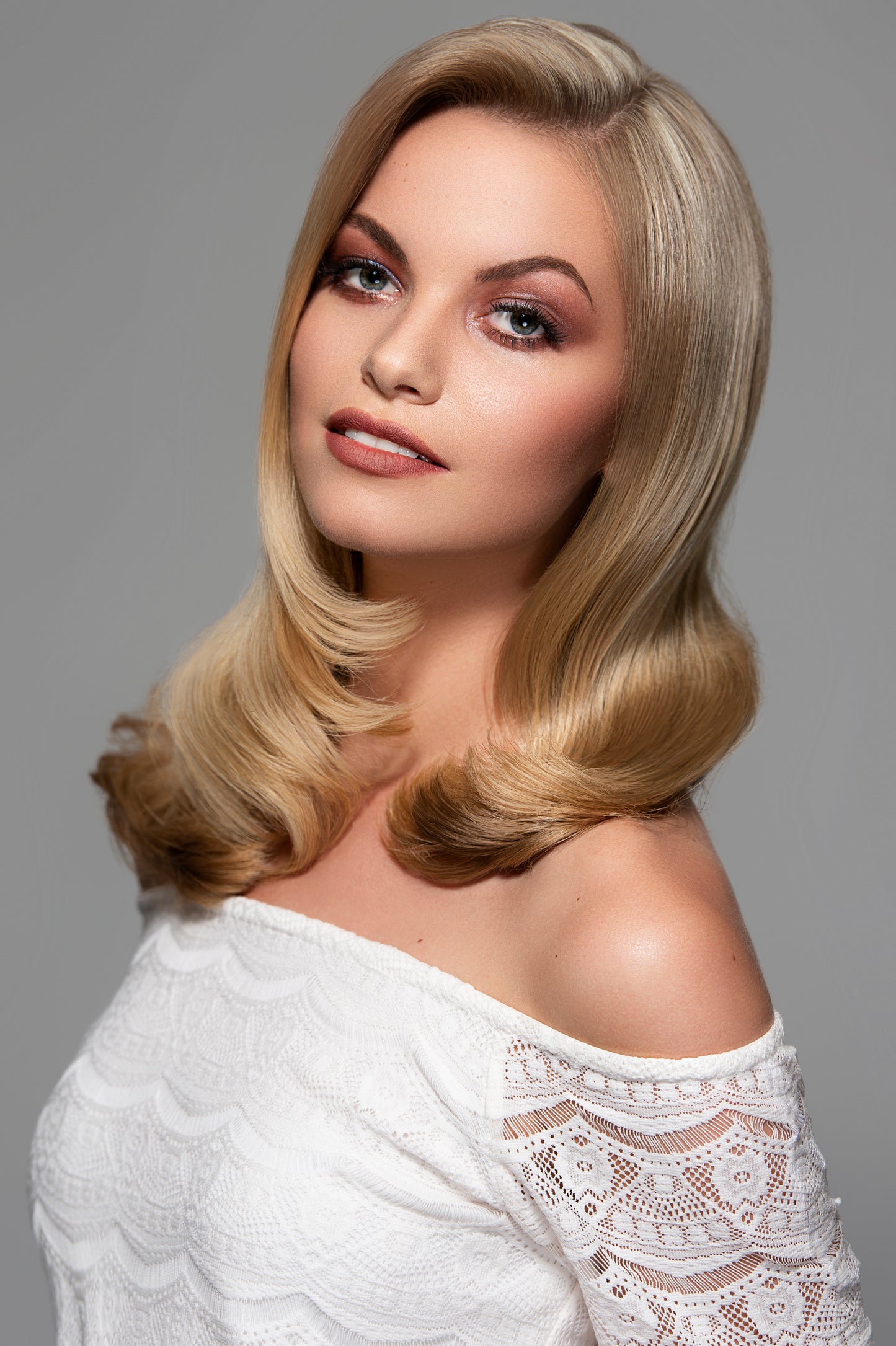 CHI IONIC COLOR ILLUMINATE GOLDEN BLONDE CONDITIONER 251 ML